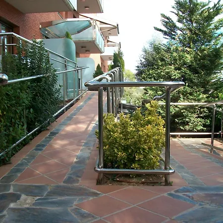 Aparthotel Del Golf 3*
