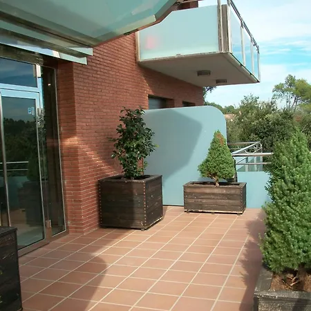 Ξενοδοχείο με διαμερίσματα Del Golf Sant Cugat del Vallès